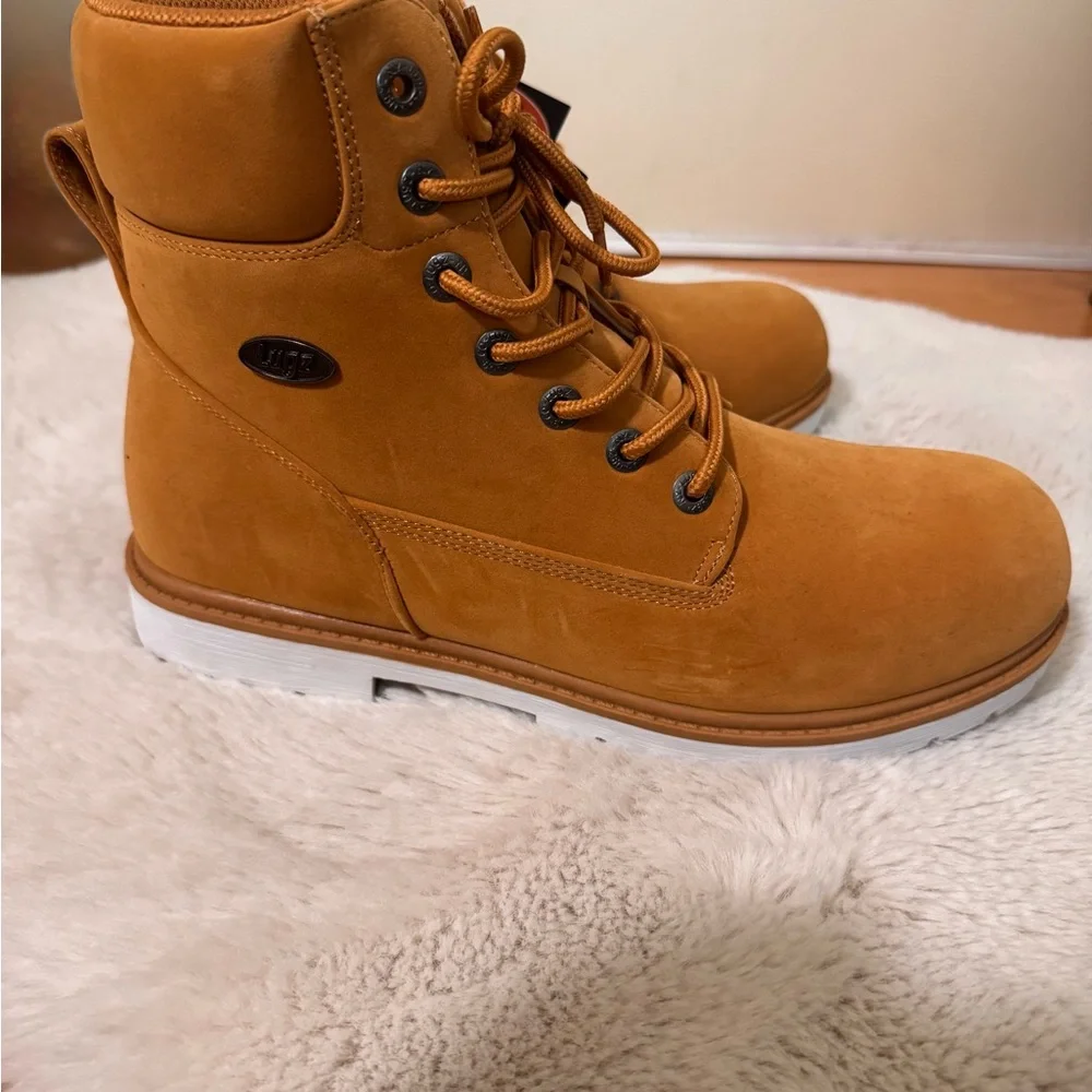Lugz Classic Brown Lace-Up Boots. 11.5